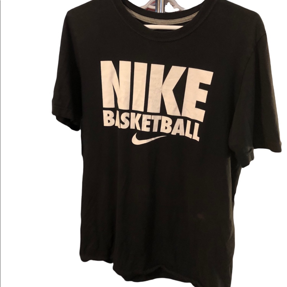 Nike Basketball shirt rare , men’s small, older Y2K release